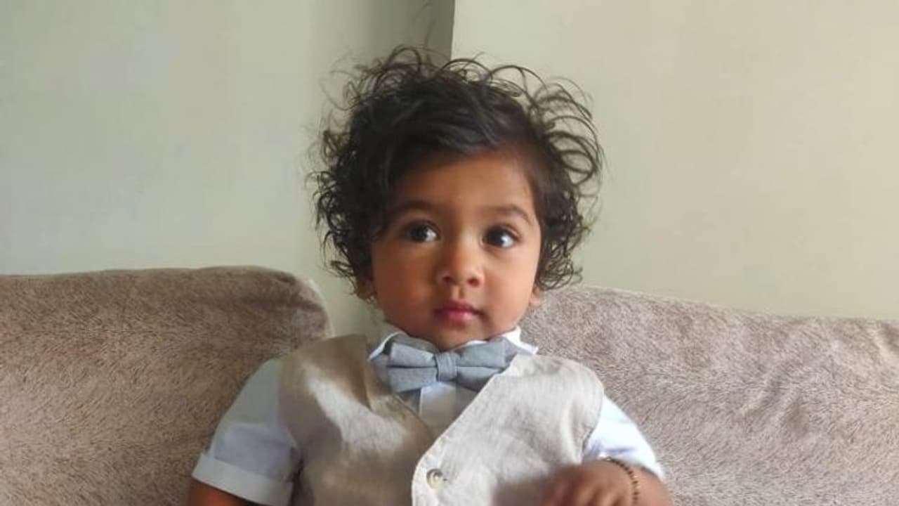 చిన్నారికి అరుదైన వ్యాధి.. చికిత్సకు రూ.11 కోట్లు సాయం చేసిన అజ్ఞాత వ్యక్తి ! చిన్నారికి అరుదైన వ్యాధి.. చికిత్సకు రూ.11 కోట్లు సాయం చేసిన అజ్ఞాత వ్యక్తి !