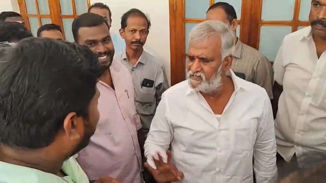 சிதம்பரம் கோவில் தீட்சிதர்கள் சுயமாக முடிவெடுப்பது நல்லதல்ல… அமைச்சர் சேகர் பாபு எச்சரிக்கை