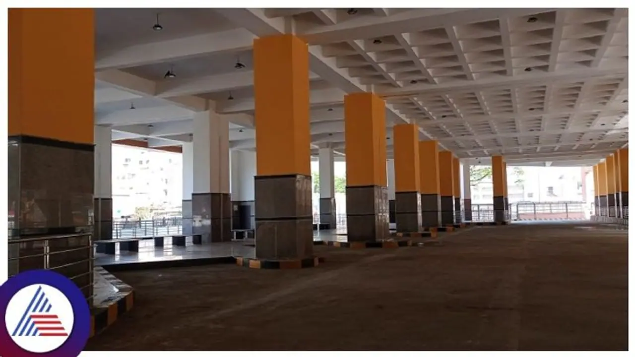 Bengaluru: 7 ವರ್ಷದ ಬಳಿಕ ಕೊನೆಗೂ ಉದ್ಘಾಟನೆಗೆ ಸಿದ್ದಗೊಂಡ ಕಲಾಸಿಪಾಳ್ಯ ಬಸ್ ನಿಲ್ದಾಣ! 