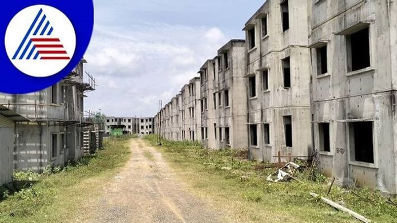 ಬೆಳಗಾವಿ: ಹುಕ್ಕೇರಿ ಕ್ಷೇತ್ರಕ್ಕೆ 2636 ಹೆಚ್ಚುವರಿ ಗೃಹಭಾಗ್ಯ..! ಬೆಳಗಾವಿ: ಹುಕ್ಕೇರಿ ಕ್ಷೇತ್ರಕ್ಕೆ 2636 ಹೆಚ್ಚುವರಿ ಗೃಹಭಾಗ್ಯ..!