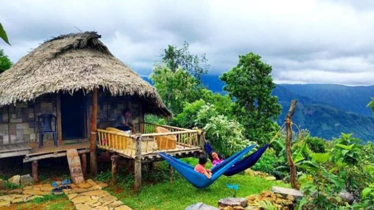 Tourist : அடுத்த முறை உங்கள் சுற்றுலா லிஸ்ட்டில் இந்த கிராமத்தையும் சேர்த்துக்கோங்க.. மிஸ் பண்ணிடாதீங்க.!! Tourist : அடுத்த முறை உங்கள் சுற்றுலா லிஸ்ட்டில் இந்த கிராமத்தையும் சேர்த்துக்கோங்க.. மிஸ் பண்ணிடாதீங்க.!!