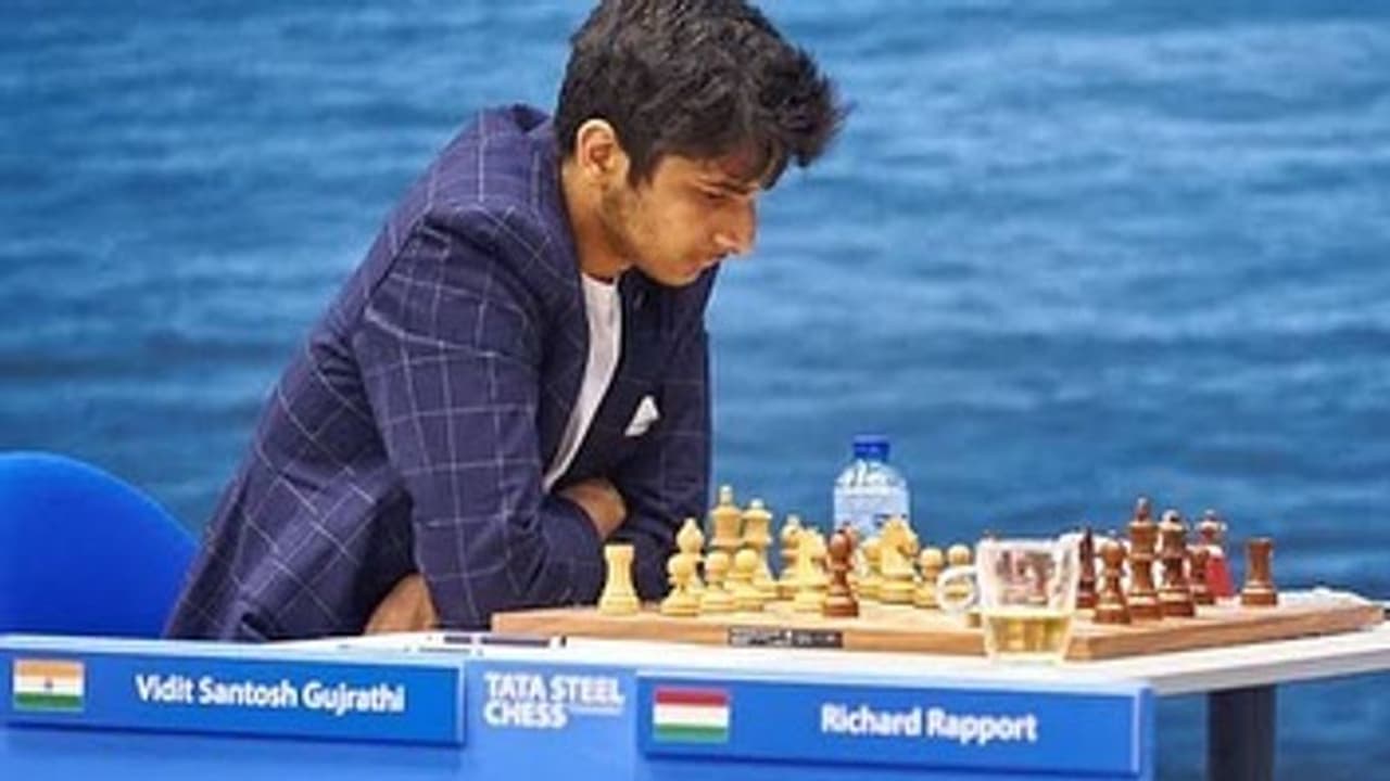 ಕ್ಯಾಂಡಿಡೇಟ್ಸ್‌ ಚೆಸ್‌: ವಿದಿತ್‌ ವಿರುದ್ಧ ಗೆದ್ದು ಜಂಟಿ ಅಗ್ರಸ್ಥಾನಕ್ಕೇರಿದ ಗುಕೇಶ್‌