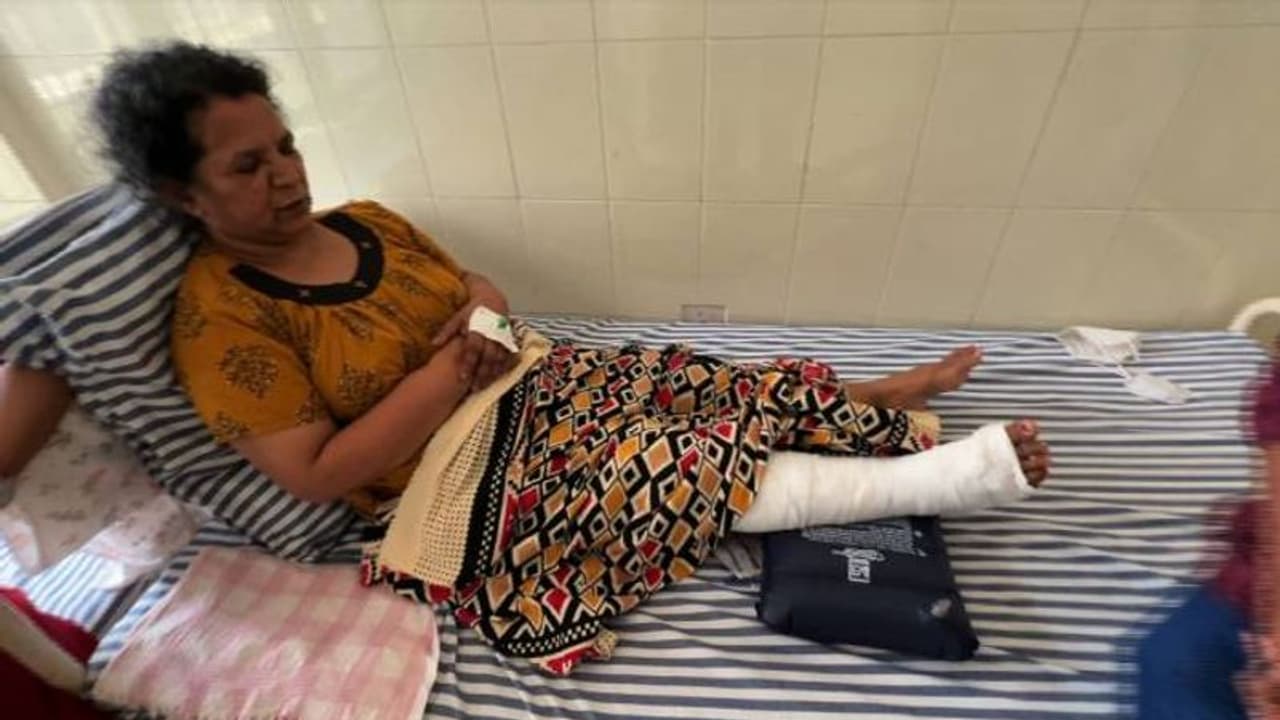 കോഴിക്കോട് ആശുപത്രിയിൽ കാലുമാറി ശസ്ത്രക്രിയ, പിഴവ് ഡോക്ടർ അറിയുന്നത് രോഗി പറയുമ്പോൾ