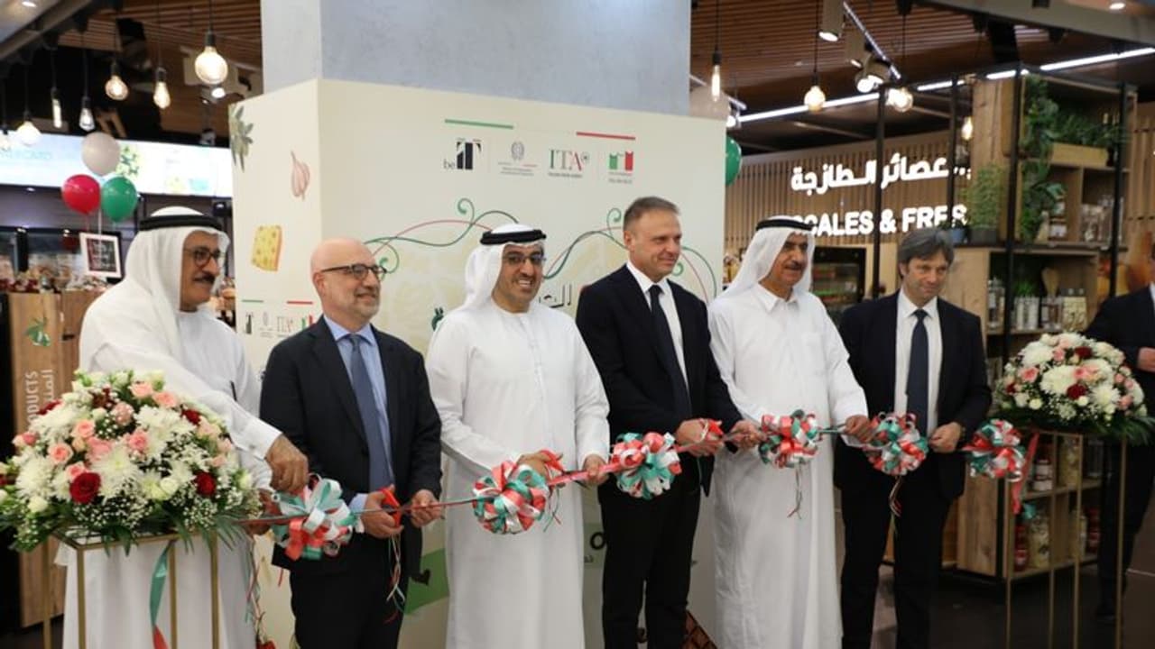 യൂണിയന് കോപ് സന്ദര്ശിച്ച് ഇറ്റലിയിൽ നിന്നുള്ള മന്ത്രിതല സംഘം യൂണിയന് കോപ് സന്ദര്ശിച്ച് ഇറ്റലിയിൽ നിന്നുള്ള മന്ത്രിതല സംഘം