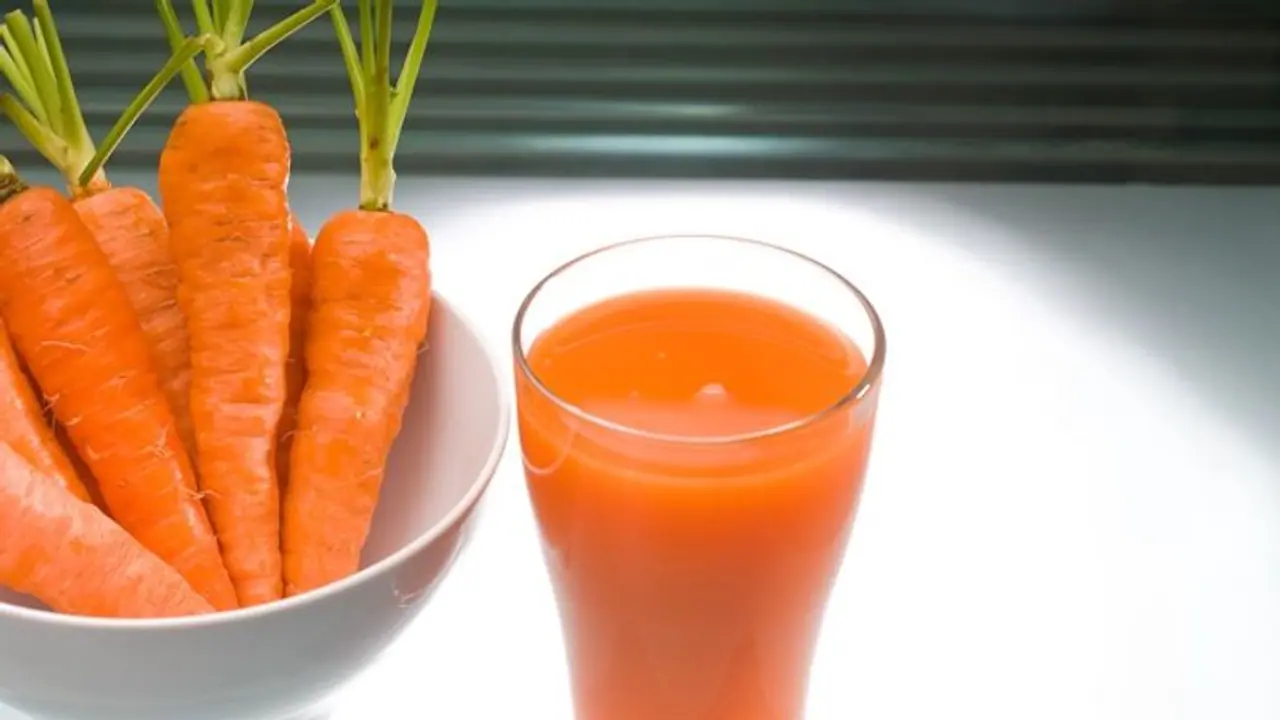 Here are some health benefits of having carrot juice in the morning 