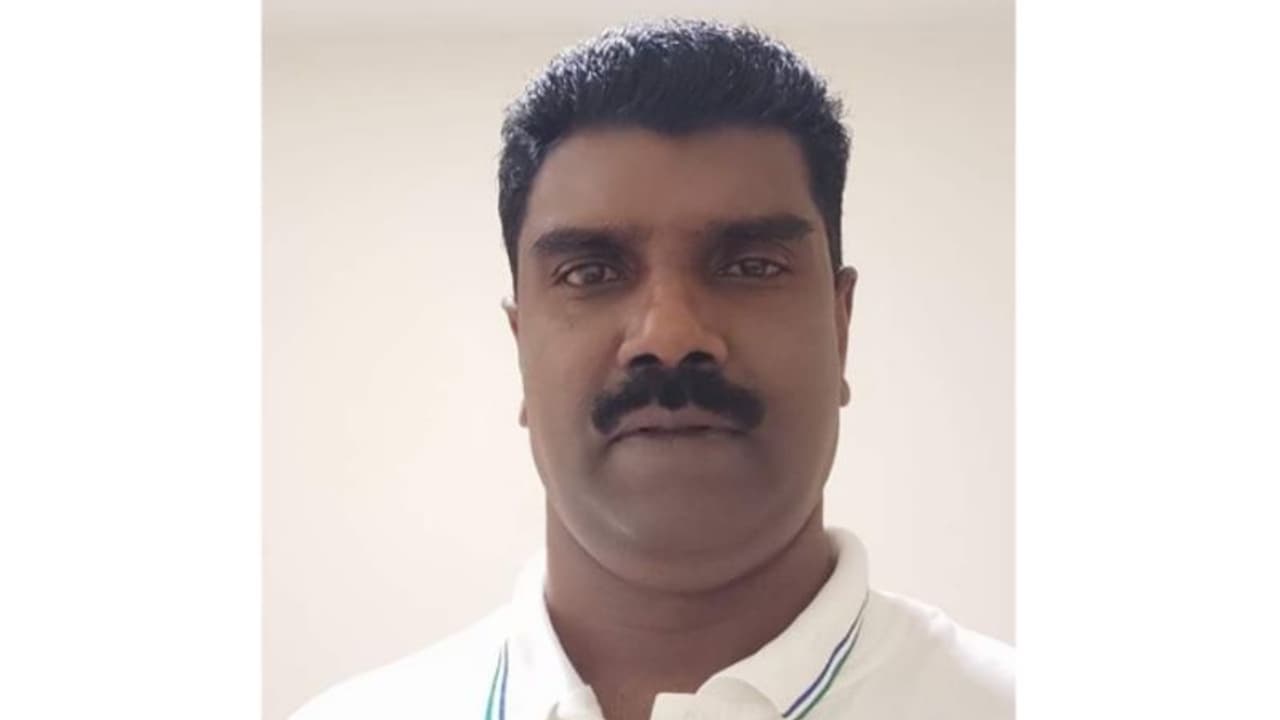 പ്രവാസി സാമൂഹികപ്രവർത്തകൻ ഹൃദയാഘാതം മൂലം മരിച്ചു പ്രവാസി സാമൂഹികപ്രവർത്തകൻ ഹൃദയാഘാതം മൂലം മരിച്ചു