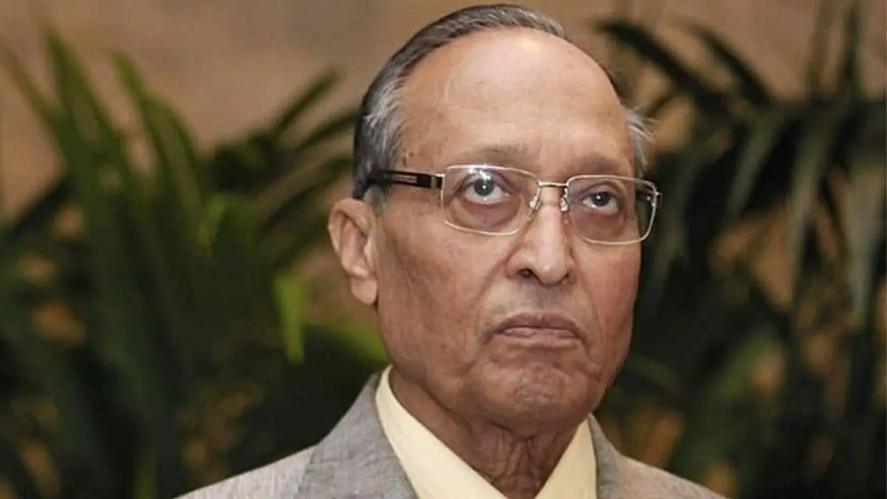 మాజీ రాష్ట్రపతి ప్రతిభా పాటిల్ భర్త దేవిసింగ్ షెకావత్ కన్నుమూత.. సంతాపం వ్యక్తం చేసిన ప్రధాని మోడీ మాజీ రాష్ట్రపతి ప్రతిభా పాటిల్ భర్త దేవిసింగ్ షెకావత్ కన్నుమూత.. సంతాపం వ్యక్తం చేసిన ప్రధాని మోడీ