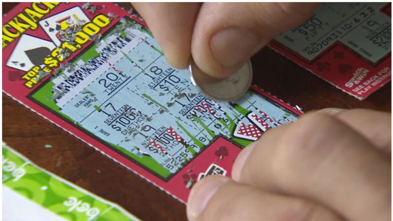 50 വര്ഷമായി ലോട്ടറിയെടുക്കുന്നു, ഒടുവില് 80 ാം പറന്നാള് ദിവസം 60 ലക്ഷത്തിന്റെ ഭാഗ്യം ! 50 വര്ഷമായി ലോട്ടറിയെടുക്കുന്നു, ഒടുവില് 80 ാം പറന്നാള് ദിവസം 60 ലക്ഷത്തിന്റെ ഭാഗ്യം !