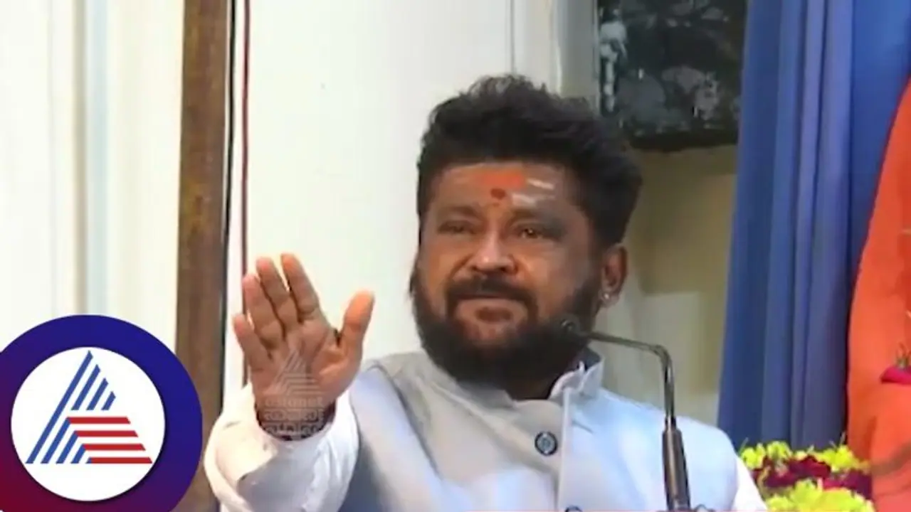 Hidden ಕ್ಯಾಮೆರಾ ಹಿಡಿದು ಬಂದ ಯುಟ್ಯೂಬರ್‌ನ ಕಥೆಯನ್ನು 3 ದಿನದಲ್ಲಿ ಕ್ಲೋಸ್ ಮಾಡಿಸಿದೆ: ನಟ ಜಗ್ಗೇಶ್