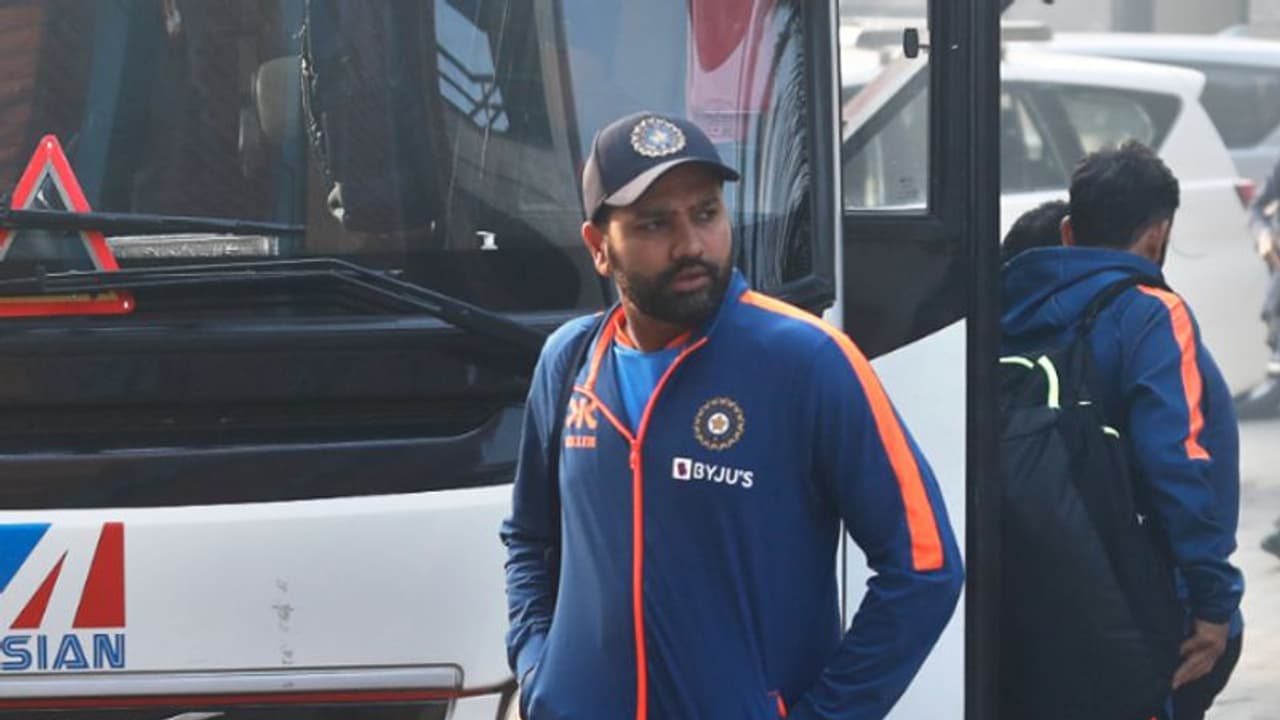 ഓസീസിനെ വീണ്ടും ചാരമാക്കാന്‍ ഇന്ത്യന്‍ ടീം ഇന്‍ഡോറില്‍; പദ്ധതികള്‍ ഇങ്ങനെ 