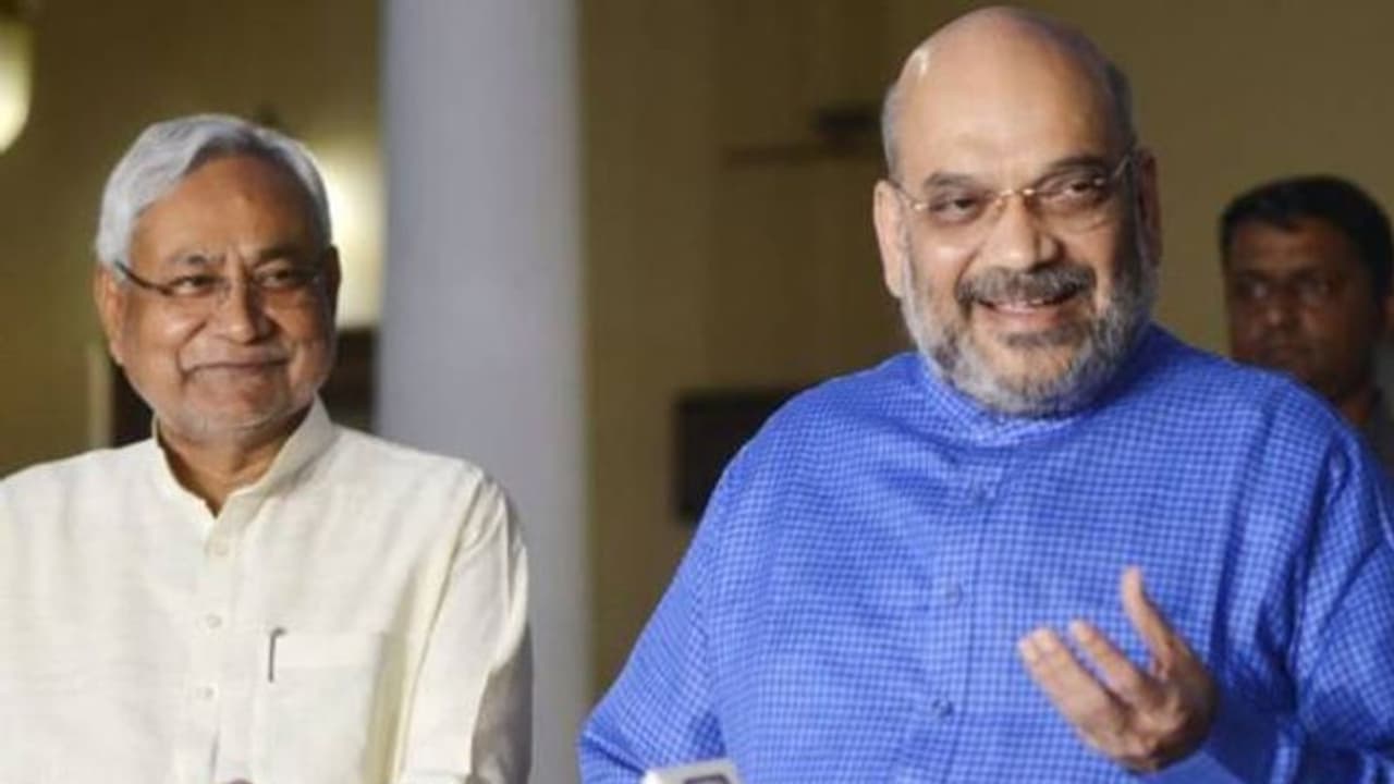 "ఆయనకు బీజేపీ తలుపులు శాశ్వతంగా మూసుకుపోయాయి": నితీష్ పై అమిత్ షా ఫైర్ "ఆయనకు బీజేపీ తలుపులు శాశ్వతంగా మూసుకుపోయాయి": నితీష్ పై అమిత్ షా ఫైర్