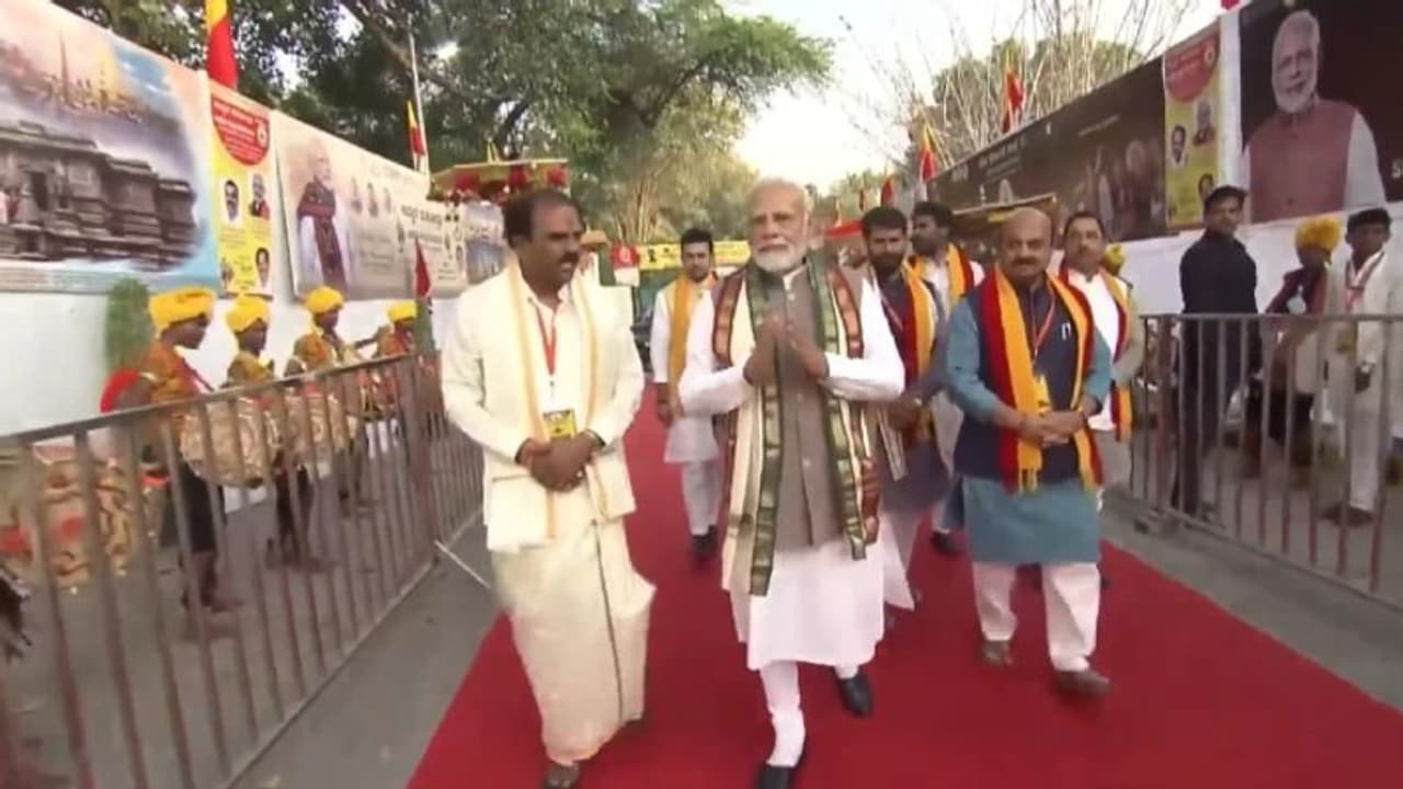 ಎಲ್ಲಾದರು ಇರು; ಎಂತಾದರು ಇರು; ಎಂದೆಂದಿಗು ನೀ ಕನ್ನಡವಾಗಿರು ಎಂದು ಹಾಡಿದ ಪ್ರಧಾನಿ ಮೋದಿ: ದೆಹಲಿಯಲ್ಲಿ ಕುವೆಂಪು ಪದ್ಯ ಕಲರವ