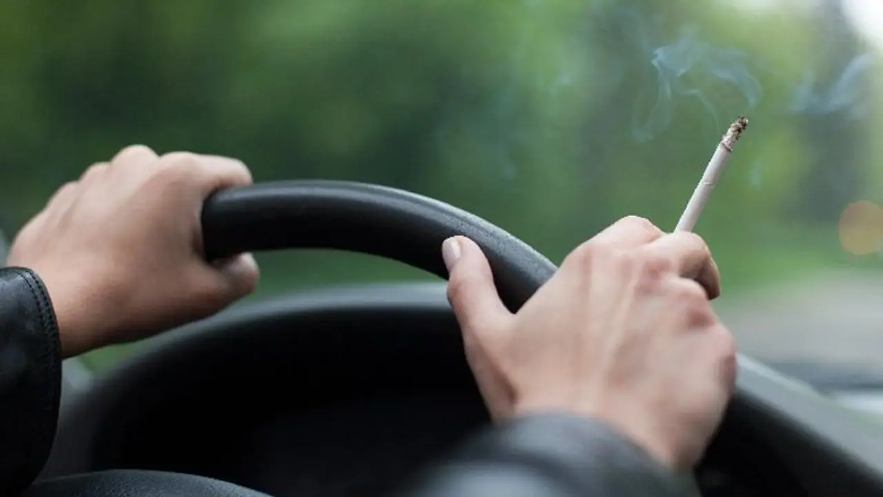 Bengaluru: ಕಾರಿನಲ್ಲಿ ಸಿಗರೆಟ್‌ ಸೇವನೆ ಅಪರಾಧ ಎಂದು 95000 ಸುಲಿದ ನಕಲಿ ಪೊಲೀಸ್‌