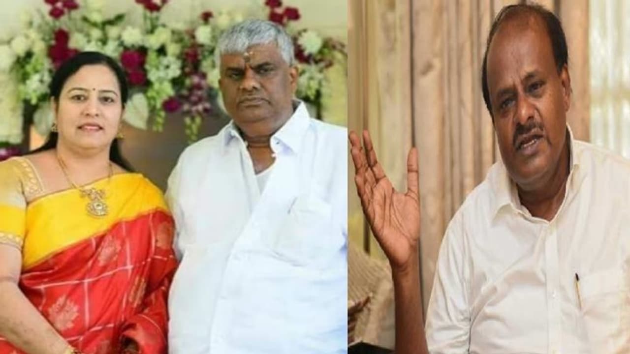 ಹಾಸನ ಟಿಕೆಟ್ ಹಂಚಿಕೆ ತೀರ್ಮಾನ ಸಭೆ ಕ್ಯಾನ್ಸಲ್: ಜೆಡಿಎಸ್ ಟಿಕೆಟ್ ವಿವಾದ ಕ್ಷಣಕ್ಕೊಂದು ಟ್ವಿಸ್ಟ್ ಹಾಸನ ಟಿಕೆಟ್ ಹಂಚಿಕೆ ತೀರ್ಮಾನ ಸಭೆ ಕ್ಯಾನ್ಸಲ್: ಜೆಡಿಎಸ್ ಟಿಕೆಟ್ ವಿವಾದ ಕ್ಷಣಕ್ಕೊಂದು ಟ್ವಿಸ್ಟ್