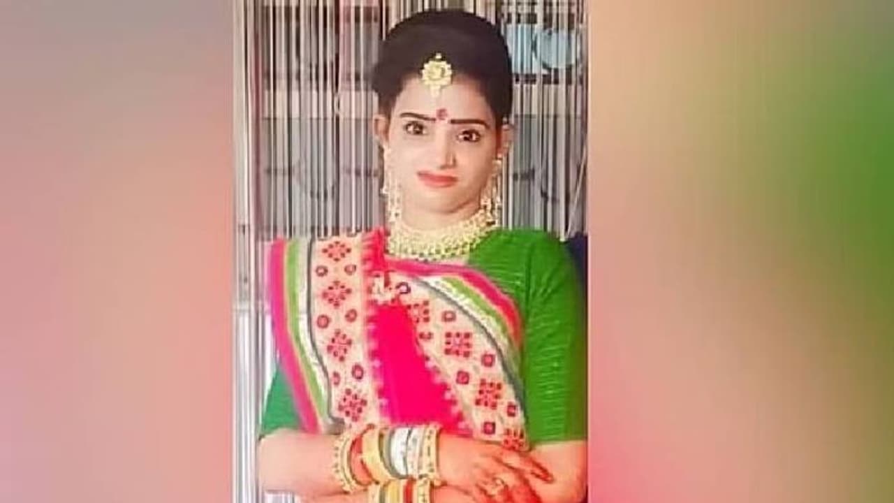 വധു ഹൃദയാഘാതം വന്ന് മരിച്ചു, മണിക്കൂറുകൾക്കുള്ളിൽ വധുവിന്റെ സഹോദരിയുമായി വരന്റെ വിവാഹം വധു ഹൃദയാഘാതം വന്ന് മരിച്ചു, മണിക്കൂറുകൾക്കുള്ളിൽ വധുവിന്റെ സഹോദരിയുമായി വരന്റെ വിവാഹം