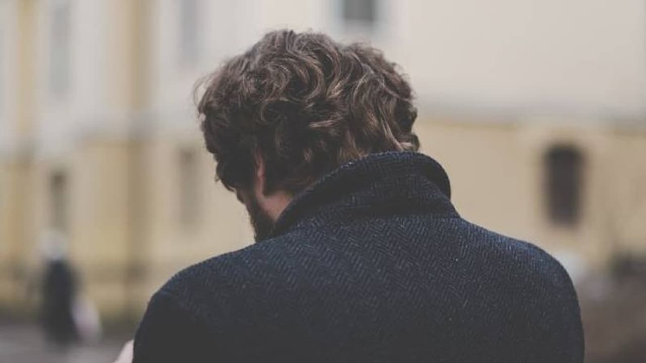 ഭർത്താവിനെ ദത്തെടുക്കാൻ ആവശ്യക്കാരെ തേടി ഭാര്യയുടെ പരസ്യം; കാരണം അതിവിചിത്രം ഭർത്താവിനെ ദത്തെടുക്കാൻ ആവശ്യക്കാരെ തേടി ഭാര്യയുടെ പരസ്യം; കാരണം അതിവിചിത്രം