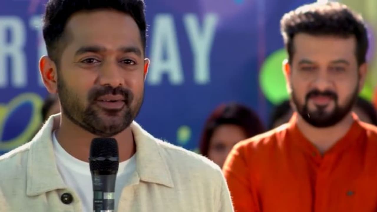 'ഓട്ടോയോടിച്ച എന്റെ സുഹൃത്ത് ഇന്ന് കേരളത്തിലെ വലിയ വ്യവസായിയാണ്', സീരിയലില് ആസിഫ് അലി വീഡിയോ 'ഓട്ടോയോടിച്ച എന്റെ സുഹൃത്ത് ഇന്ന് കേരളത്തിലെ വലിയ വ്യവസായിയാണ്', സീരിയലില് ആസിഫ് അലി വീഡിയോ