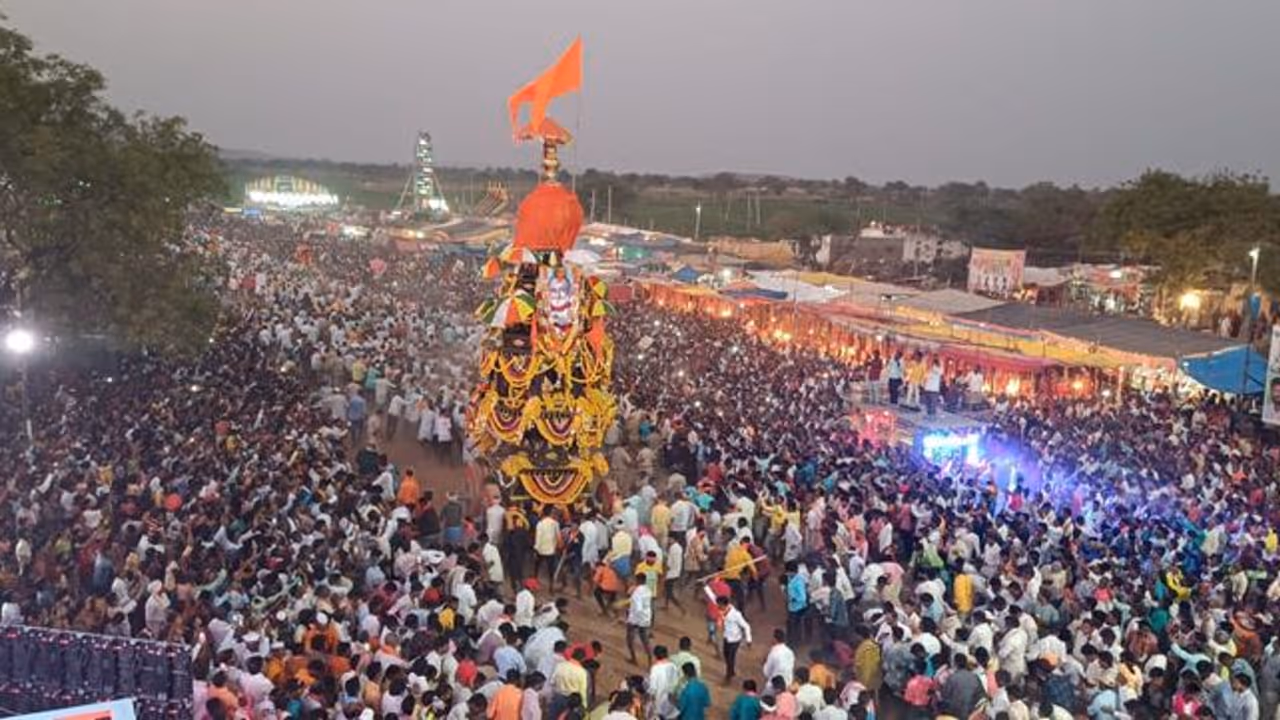ಭಾವೈಕತೆಯ ಭಗವಂತ, ಸಿದ್ದಿಪುರುಷ ಅದ್ದೂರಿ ವಿಶ್ವರಾಧ್ಯರ ರಥೋತ್ಸವ