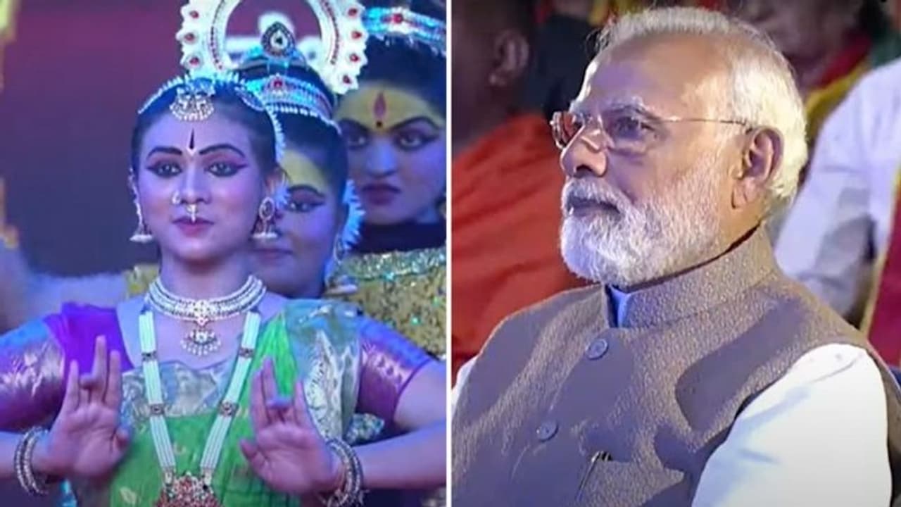 Baarisu Kannada Dimdimava: PM Narendra Modi watches Kantara's Varah Roopam (WATCH)