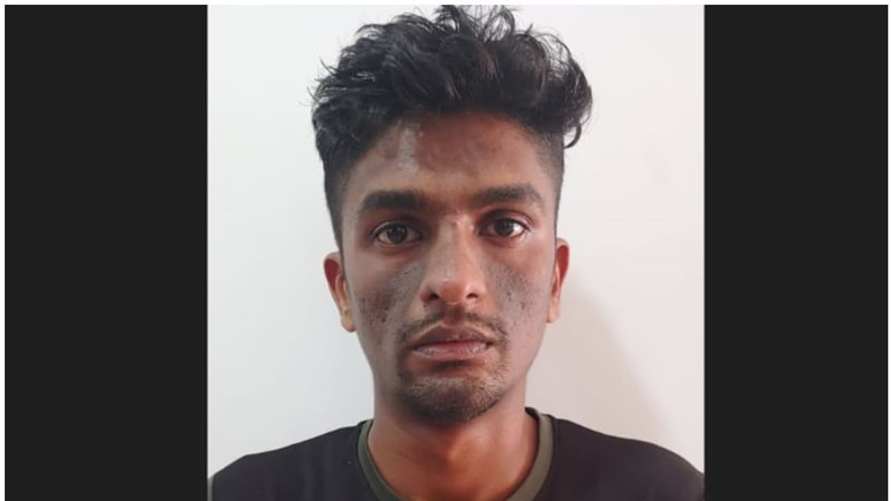 ഐഎഎസ് ട്രെയിനിയെന്ന് ചമഞ്ഞ് വിവാഹ വാ​ഗ്ദാനം, യുവതിയിൽ നിന്ന് തട്ടിയെടുത്തത് 30 ലക്ഷം; ഒടുവിൽ പൊലീസ് വലയിൽ