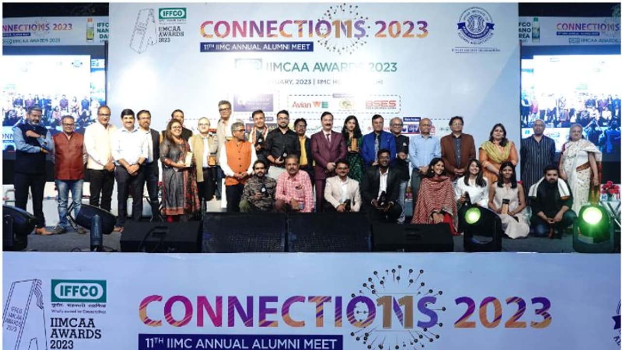 ഐഐഎംസി അലുമിനി വാർഷികാഘോഷം, ഒപ്പം അവാർഡുകളും പ്രഖ്യാപിച്ചു; കേരളത്തിൽ നിന്നുള്ള 2 പേർക്ക് പുരസ്കാര നേട്ടം