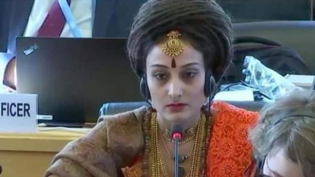 ആരാണ് യുഎന്നിലെ 'കൈലാസ രാജ്യ പ്രതിനിധി' മാ വിജയപ്രിയ നിത്യാനന്ദ ? ആരാണ് യുഎന്നിലെ 'കൈലാസ രാജ്യ പ്രതിനിധി' മാ വിജയപ്രിയ നിത്യാനന്ദ ?