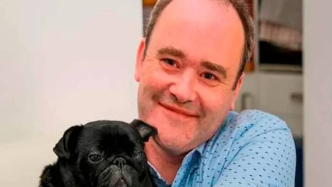 ജീവിച്ചിരിക്കുന്നയാൾ മരിച്ചുവെന്ന് സർക്കാർ, ജീവനോടെയുണ്ടെന്ന് തെളിയിക്കാൻ കഷ്ടപ്പെട്ട് മുൻ കൗൺസിലർ