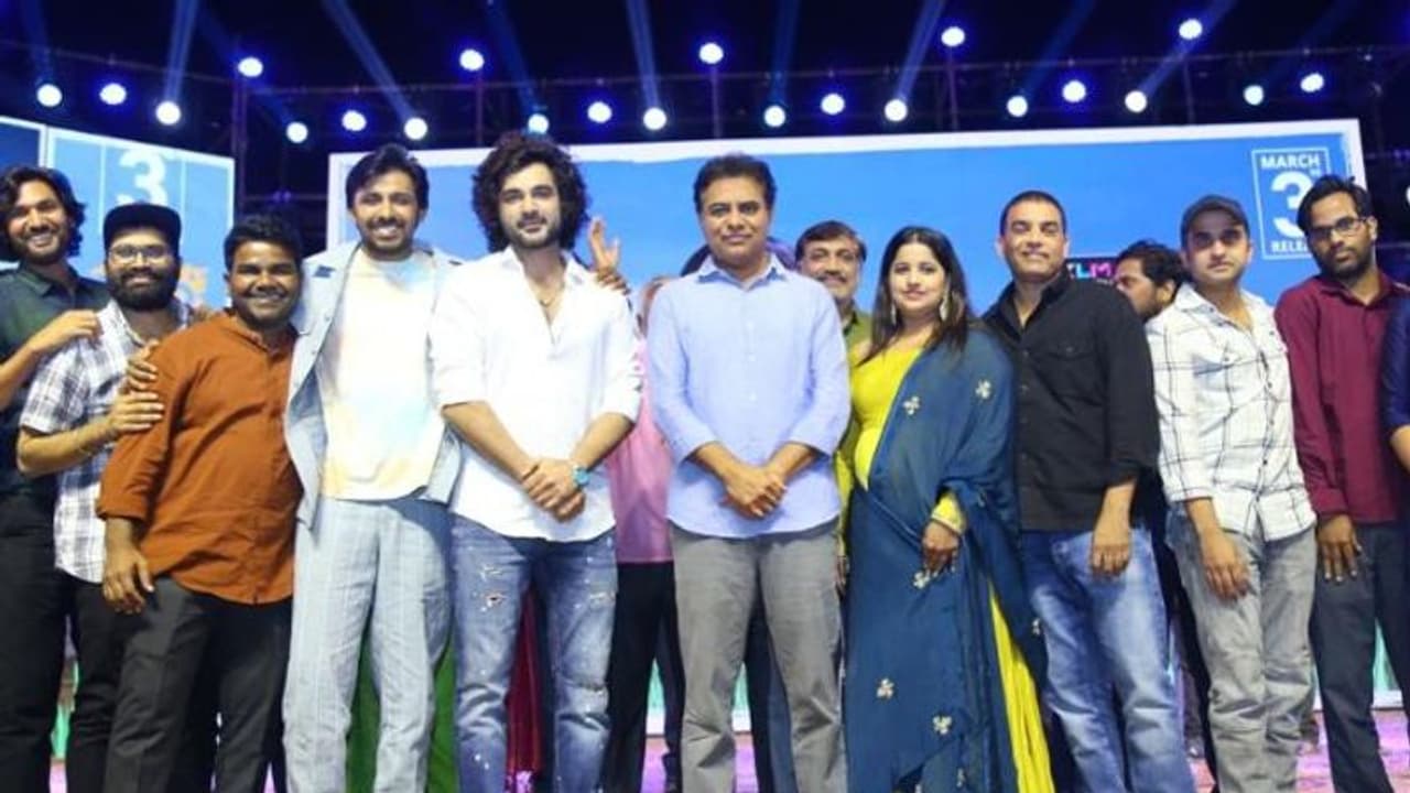 'బలగం'పై నాకు విశ్వాసం ఉంది.. తెలుగు ప్రేక్షకులందనీ కదిలిస్తుంది: కేటీఆర్ 'బలగం'పై నాకు విశ్వాసం ఉంది.. తెలుగు ప్రేక్షకులందనీ కదిలిస్తుంది: కేటీఆర్