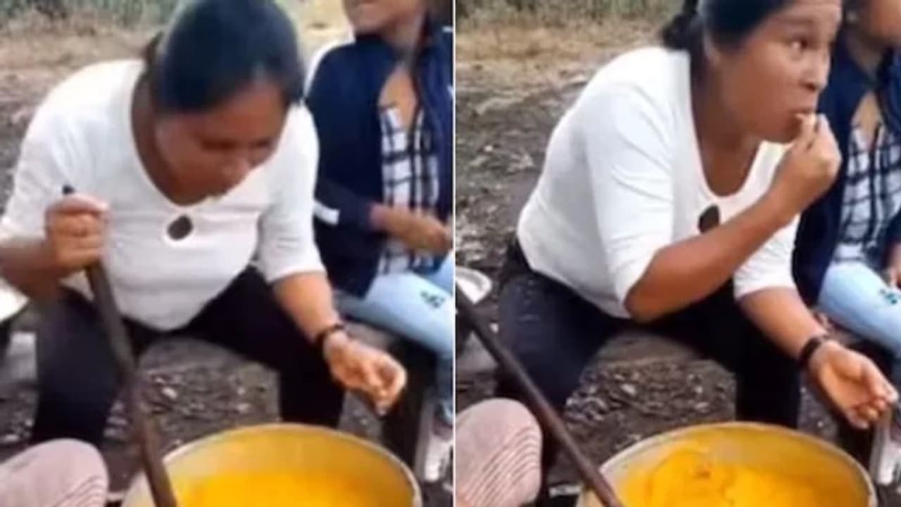 പാചകം ചെയ്യുന്നതിനിടെ അതിലേക്ക് ചവച്ചുതുപ്പുന്നു; വിചിത്രമായ വീഡിയോ വൈറാകുന്നു പാചകം ചെയ്യുന്നതിനിടെ അതിലേക്ക് ചവച്ചുതുപ്പുന്നു; വിചിത്രമായ വീഡിയോ വൈറാകുന്നു