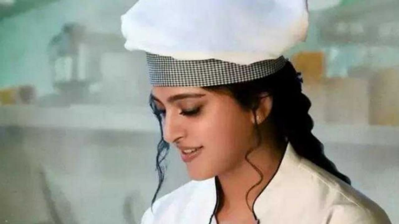 നടി അനുഷ്ക ഷെട്ടിയുടെ തിരിച്ചുവരവ്, ചിത്രത്തിന്റെ ടൈറ്റില് പോസ്റ്റര് പുറത്ത് നടി അനുഷ്ക ഷെട്ടിയുടെ തിരിച്ചുവരവ്, ചിത്രത്തിന്റെ ടൈറ്റില് പോസ്റ്റര് പുറത്ത്