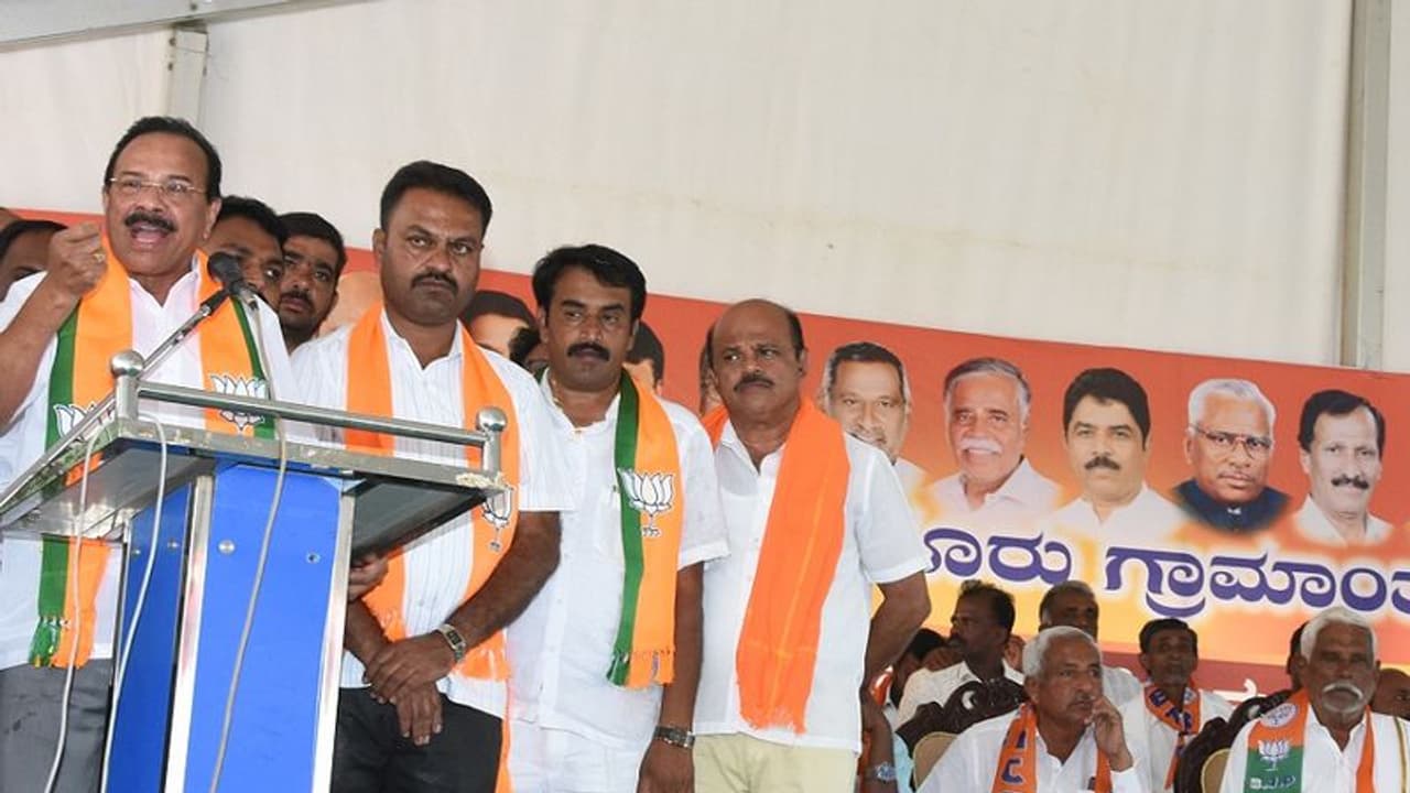 ಜೆಡಿಎಸ್ನ ಪಂಚರತ್ನ ಯಾತ್ರೆ, ಪಂಚರ್ ಆಗಿದೆ: ಸದಾನಂದ ಗೌಡ ಜೆಡಿಎಸ್ನ ಪಂಚರತ್ನ ಯಾತ್ರೆ, ಪಂಚರ್ ಆಗಿದೆ: ಸದಾನಂದ ಗೌಡ