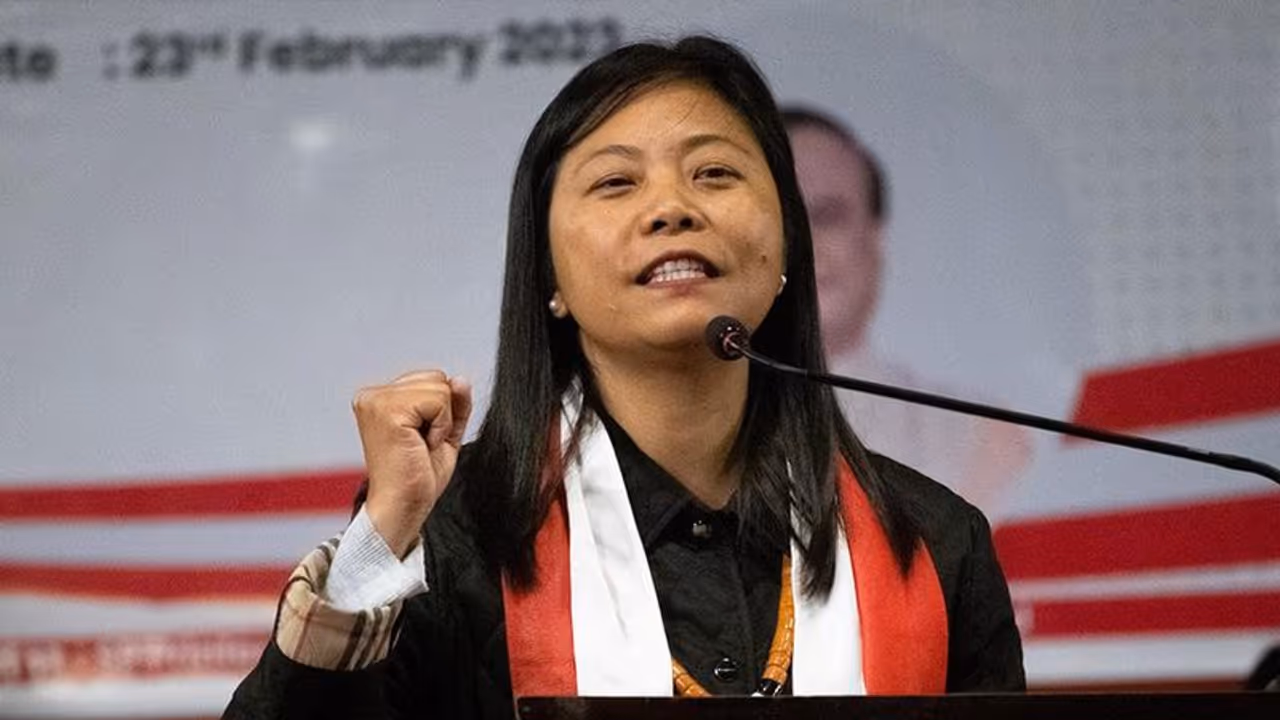 ನಾಗಾಲ್ಯಾಂಡ್ನ ಮೊದಲ ಮಹಿಳಾ ಶಾಸಕಿ, ಇತಿಹಾಸ ರಚಿಸಿದ ಬಿಜೆಪಿ ಮೈತ್ರಿಕೂಟದ ಹೆಕಾನಿ! ನಾಗಾಲ್ಯಾಂಡ್ನ ಮೊದಲ ಮಹಿಳಾ ಶಾಸಕಿ, ಇತಿಹಾಸ ರಚಿಸಿದ ಬಿಜೆಪಿ ಮೈತ್ರಿಕೂಟದ ಹೆಕಾನಿ!