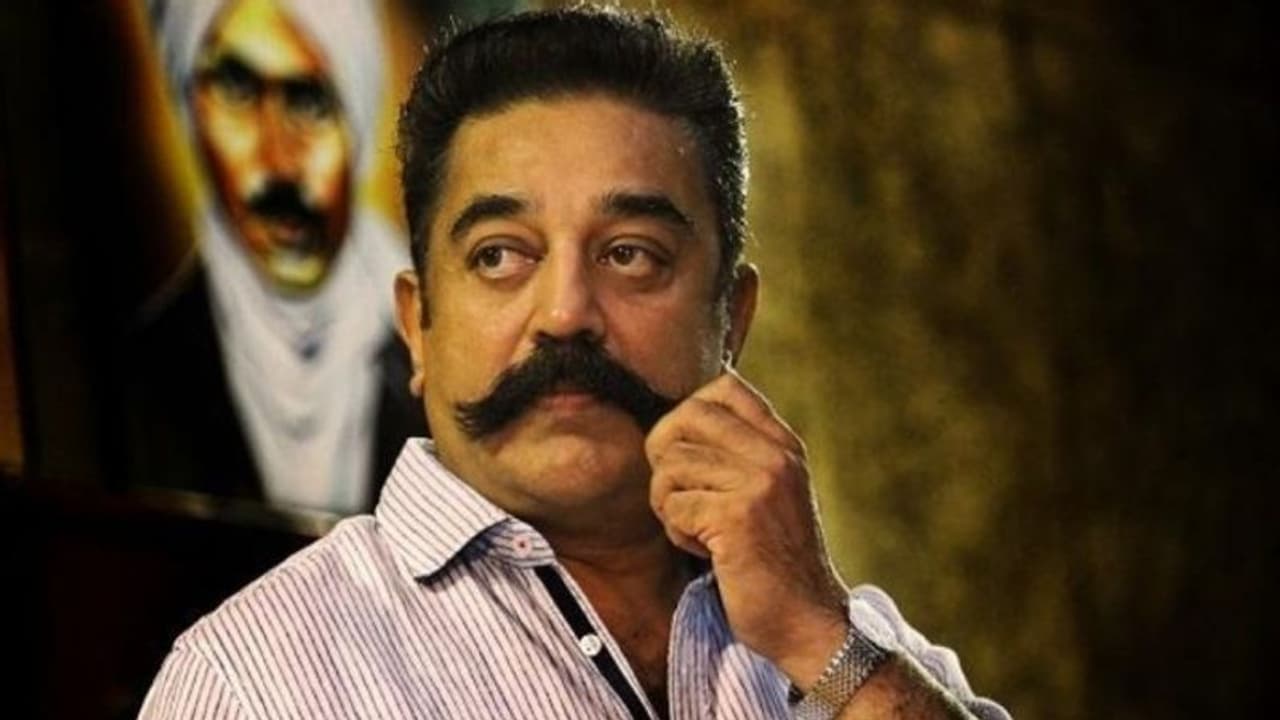 சினிமாவில் 64 ஆண்டுகள்..! வாழ்த்தும் அனைவருக்கும் என் சிரம் தாழ்ந்த நன்றி! கமல்ஹாசன் ட்வீட்! சினிமாவில் 64 ஆண்டுகள்..! வாழ்த்தும் அனைவருக்கும் என் சிரம் தாழ்ந்த நன்றி! கமல்ஹாசன் ட்வீட்!