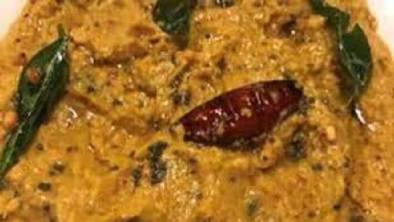 முட்டைக்கோஸ் வைத்து சூப்பரான சட்னி செய்யலாமா?