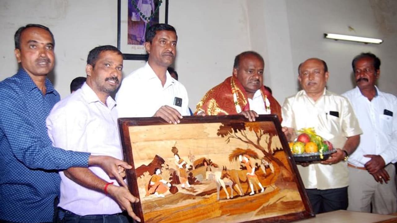 ಮೂರು ಪಕ್ಷಗಳಿಗೂ ಈ ಚುನಾವಣೆ ಅಗ್ನಿ ಪರೀಕ್ಷೆ: ಎಚ್.ಡಿ.ಕುಮಾರಸ್ವಾಮಿ ಮೂರು ಪಕ್ಷಗಳಿಗೂ ಈ ಚುನಾವಣೆ ಅಗ್ನಿ ಪರೀಕ್ಷೆ: ಎಚ್.ಡಿ.ಕುಮಾರಸ್ವಾಮಿ