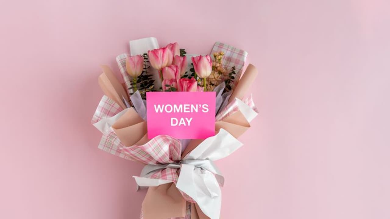 International Women's Day 2023: 6 amazing gift ideas to make your woman feel special International Women's Day 2023: 6 amazing gift ideas to make your woman feel special
