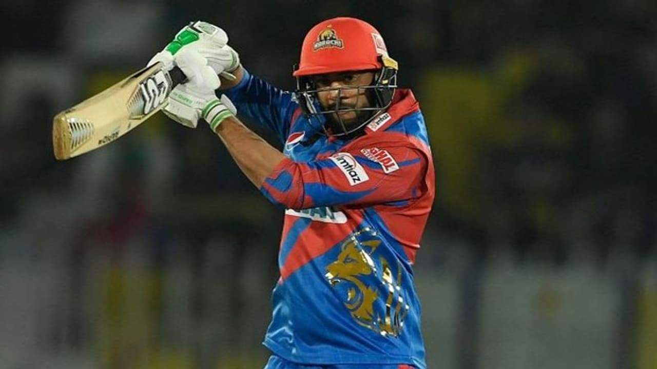 PSL 2023: இமாத் வாசிம் காட்டடி பேட்டிங்.. சதம் மிஸ்ஸிங்..! இஸ்லாமாபாத் அணிக்கு கடின இலக்கை நிர்ணயித்த கராச்சி 