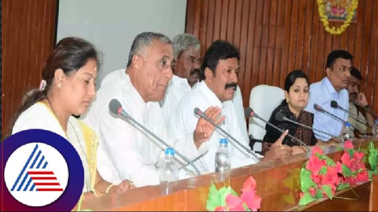 ಕೋಟೆನಾಡಲ್ಲಿ ಇಂದು ಫಲಾನುಭವಿಗಳ ಬೃಹತ್ ಸಮಾವೇಶ: ಸಿಎಂ ಬೊಮ್ಮಾಯಿ ಚಾಲನೆ ಕೋಟೆನಾಡಲ್ಲಿ ಇಂದು ಫಲಾನುಭವಿಗಳ ಬೃಹತ್ ಸಮಾವೇಶ: ಸಿಎಂ ಬೊಮ್ಮಾಯಿ ಚಾಲನೆ