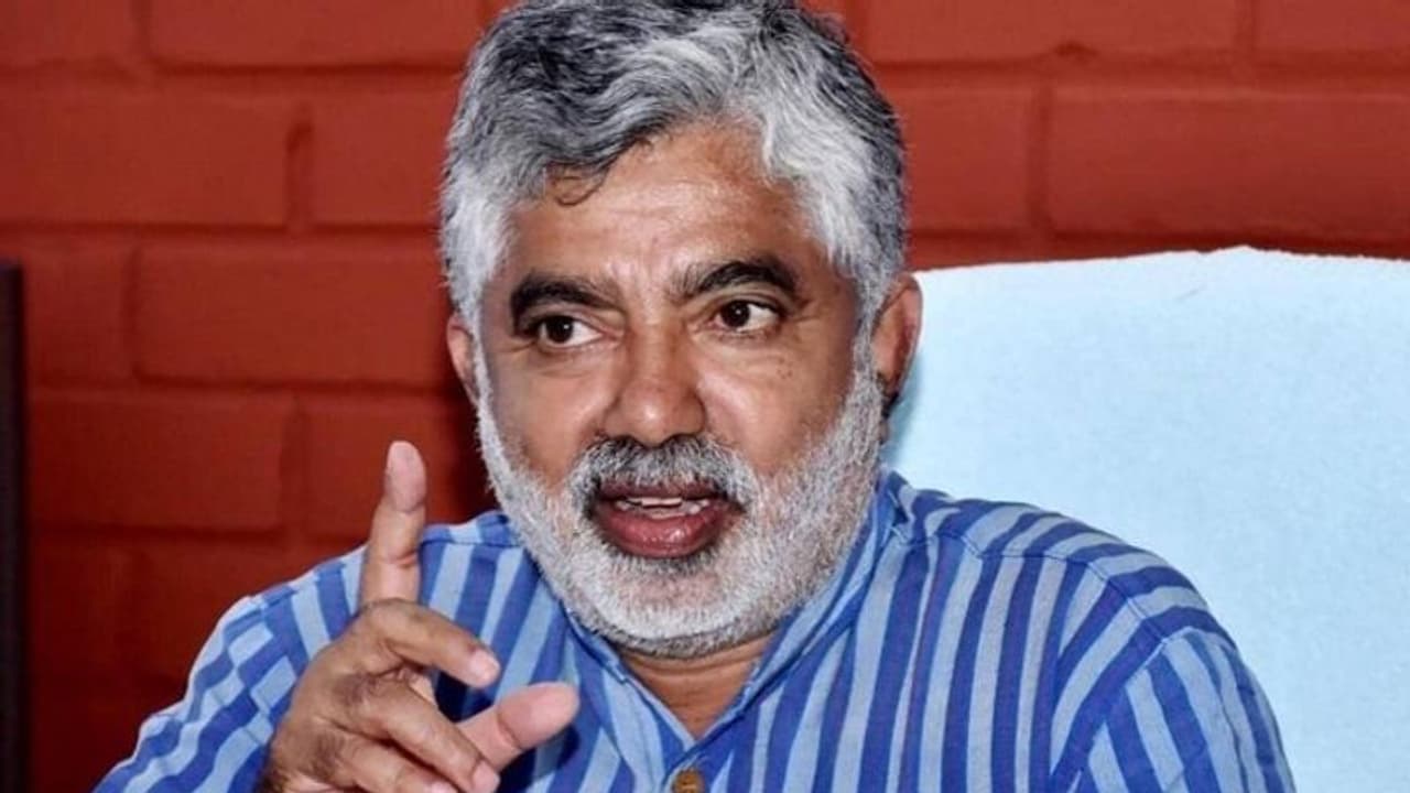 ಕೋಲಾರ: ಟಿಪ್ಪುವಿನ ನಿಜ ರೂಪ ಬಯಲು ಮಾಡುವುದು ನನ್ನ ಉದ್ದೇಶ, ಅಡ್ಡಂಡ ಕಾರ್ಯಪ್ಪ ಕೋಲಾರ: ಟಿಪ್ಪುವಿನ ನಿಜ ರೂಪ ಬಯಲು ಮಾಡುವುದು ನನ್ನ ಉದ್ದೇಶ, ಅಡ್ಡಂಡ ಕಾರ್ಯಪ್ಪ