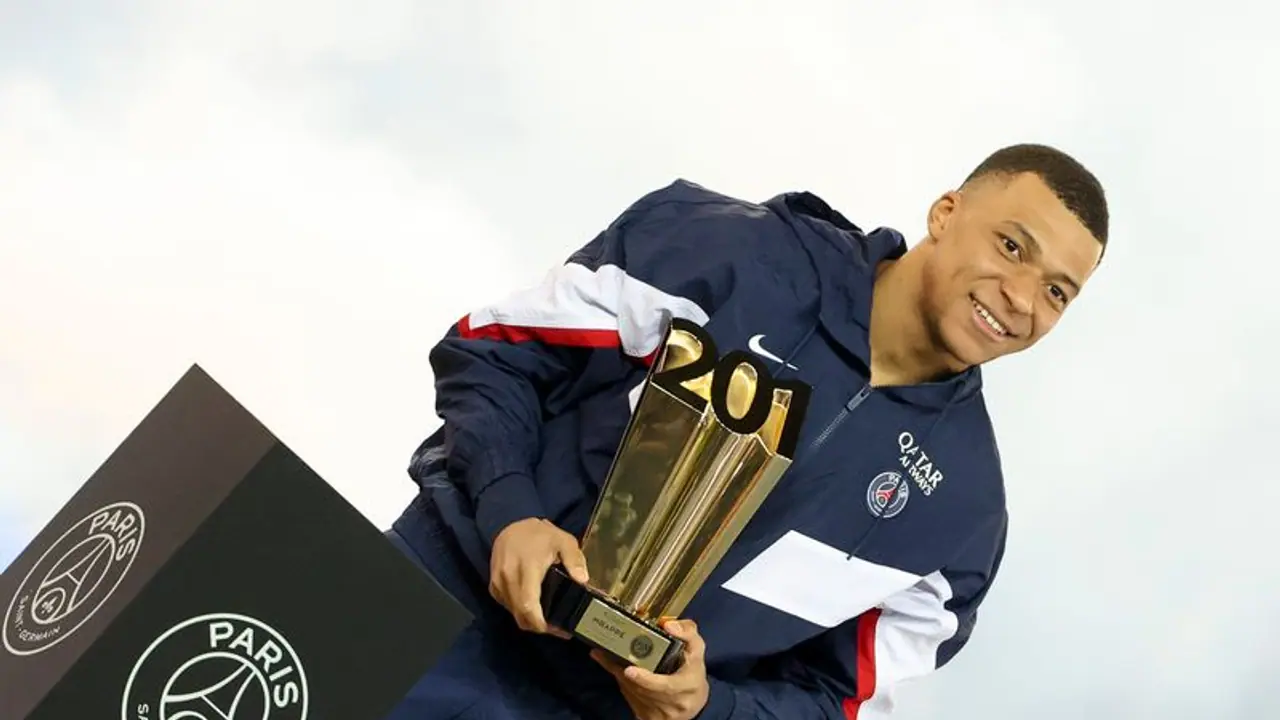 Kylian Mbappe expresses gratitude after becoming 'historic club' PSG's all time leading goal scorer