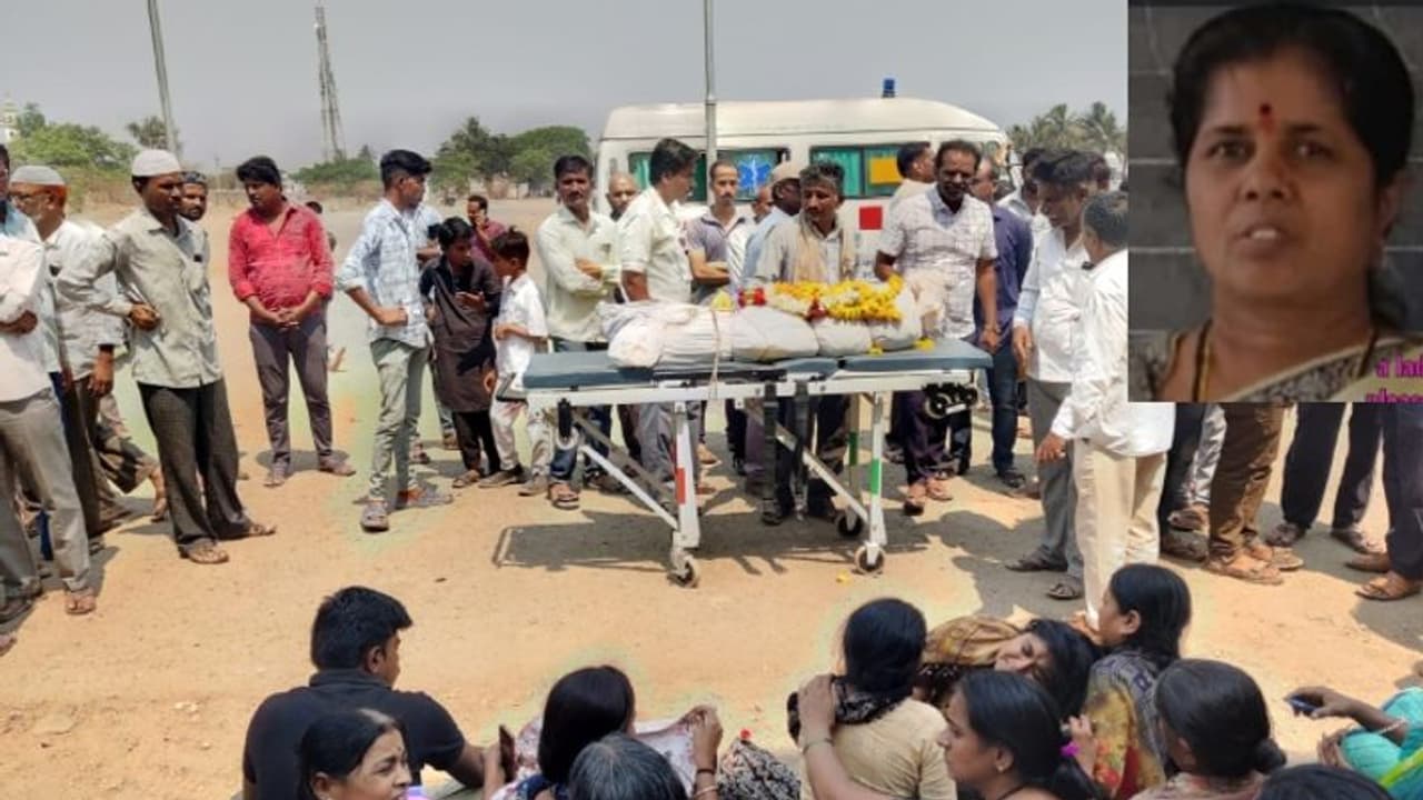 ಮುಖ್ಯ ಶಿಕ್ಷಕನಿಂದ ತೀವ್ರ ಕಿರುಕುಳ: ಸಹ ಶಿಕ್ಷಕಿ ರೈಲು ಗಾಲಿಗೆ ಸಿಲುಕಿ ಆತ್ಮಹತ್ಯೆ ಮುಖ್ಯ ಶಿಕ್ಷಕನಿಂದ ತೀವ್ರ ಕಿರುಕುಳ: ಸಹ ಶಿಕ್ಷಕಿ ರೈಲು ಗಾಲಿಗೆ ಸಿಲುಕಿ ಆತ್ಮಹತ್ಯೆ