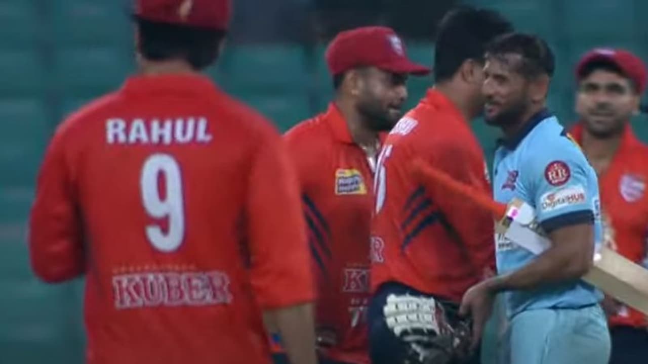 അനന്തപുരിയുടെ മണ്ണില്‍ ബംഗാള്‍ ടൈഗേര്‍സിനെ മെരുക്കി ഭോജ്പുരി