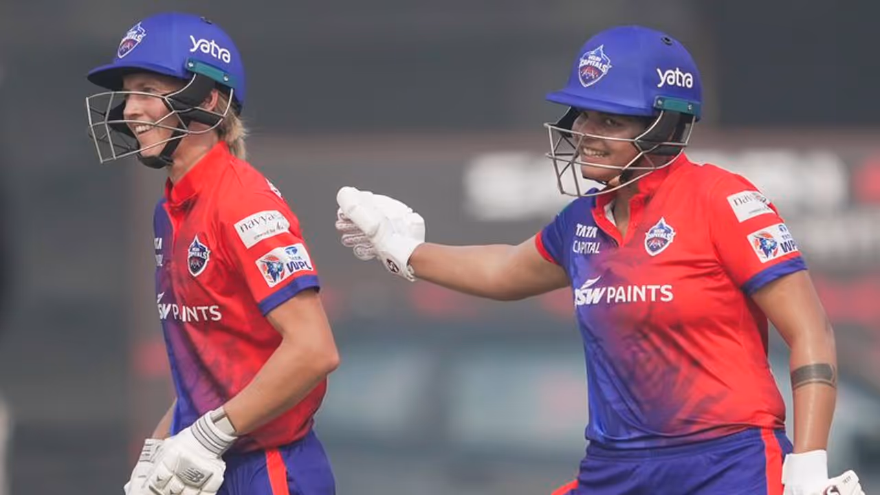 WPL 2023: 'Born to lose' Fans troll RCB as Shafali, Lanning's glorious stand guides DC to 60 run triumph WPL 2023: 'Born to lose' Fans troll RCB as Shafali, Lanning's glorious stand guides DC to 60 run triumph