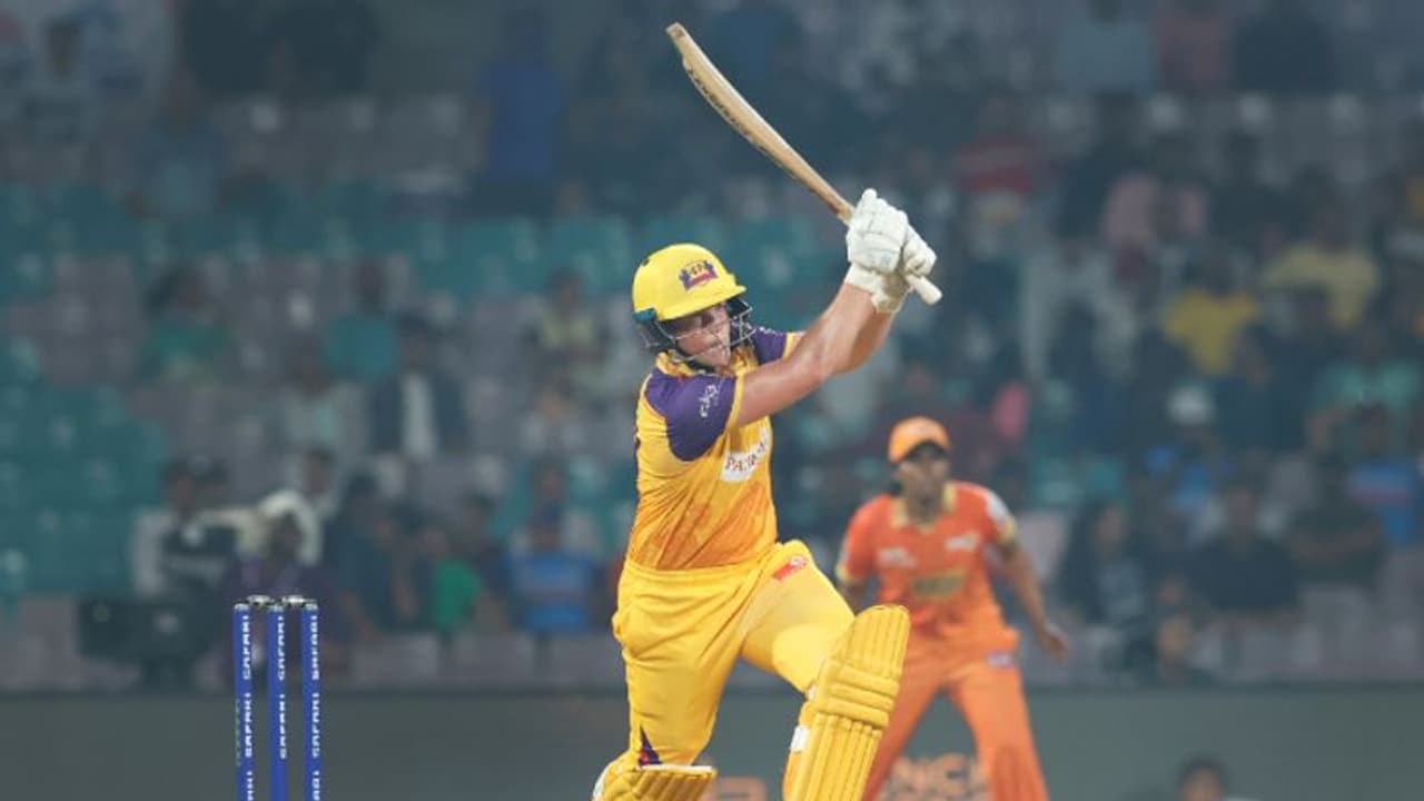 WPL 2023: ರನ್ ಹೊಳೆ ಹರಿಸಲು ಸಣ್ಣ ಬೌಂಡರಿ..! BCCI ಮಾಸ್ಟರ್ ಪ್ಲಾನ್ WPL 2023: ರನ್ ಹೊಳೆ ಹರಿಸಲು ಸಣ್ಣ ಬೌಂಡರಿ..! BCCI ಮಾಸ್ಟರ್ ಪ್ಲಾನ್