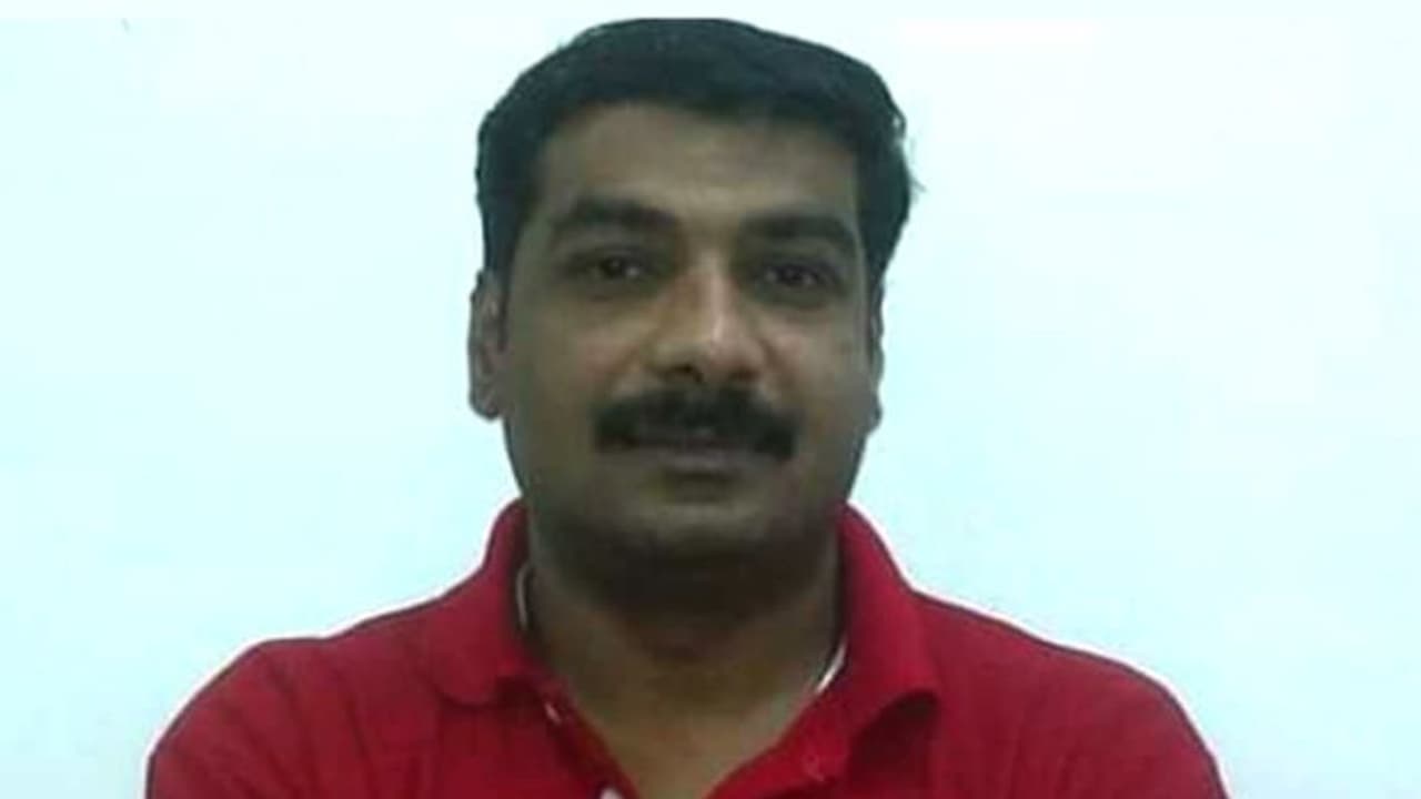 പ്രവാസി മലയാളി ഹൃദയാഘാതം മൂലം നിര്യാതനായി പ്രവാസി മലയാളി ഹൃദയാഘാതം മൂലം നിര്യാതനായി