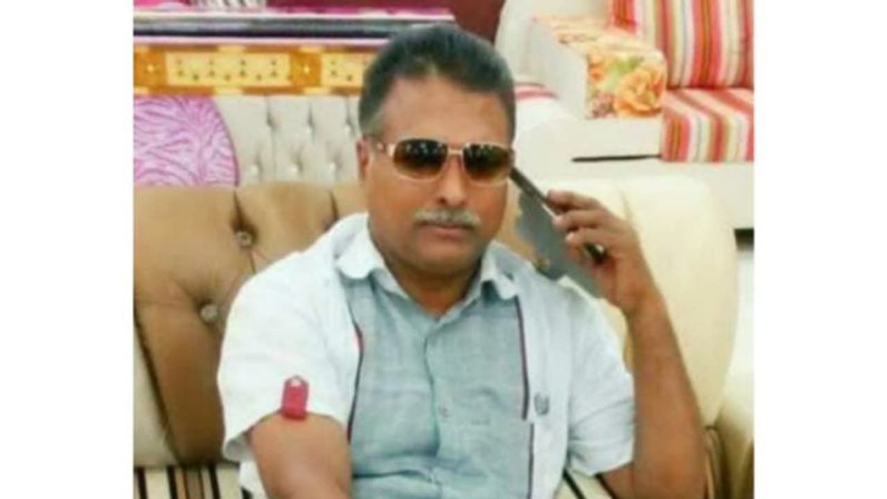 കാര് ട്രെയിലറിന് പിന്നിലിടിച്ച് അപകടം; സൗദി അറേബ്യയില് പ്രവാസി മലയാളി മരിച്ചു കാര് ട്രെയിലറിന് പിന്നിലിടിച്ച് അപകടം; സൗദി അറേബ്യയില് പ്രവാസി മലയാളി മരിച്ചു