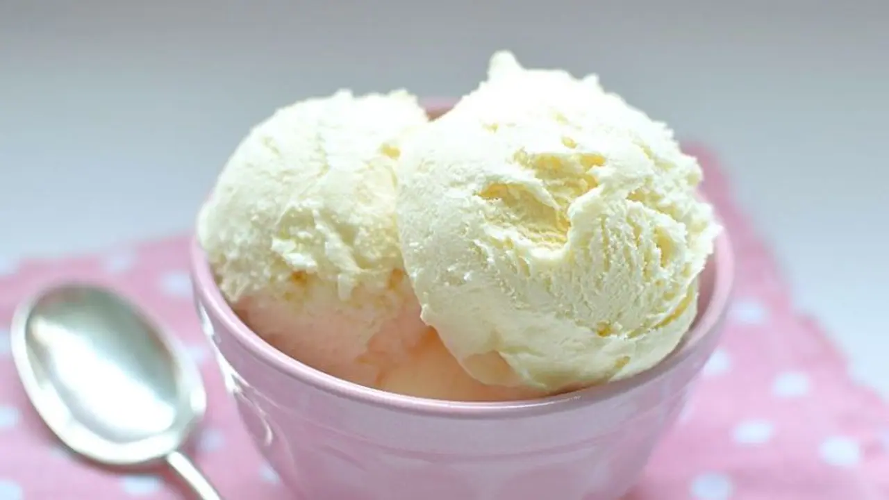 Viral Video : ಐಸ್ ಕ್ರೀಂ ಜೊತೆ ತಂದೂರಿ ಚಿಕನ್, ಹೇಗಿರಬಹುದು ಟೇಸ್ಟ್? Viral Video : ಐಸ್ ಕ್ರೀಂ ಜೊತೆ ತಂದೂರಿ ಚಿಕನ್, ಹೇಗಿರಬಹುದು ಟೇಸ್ಟ್?