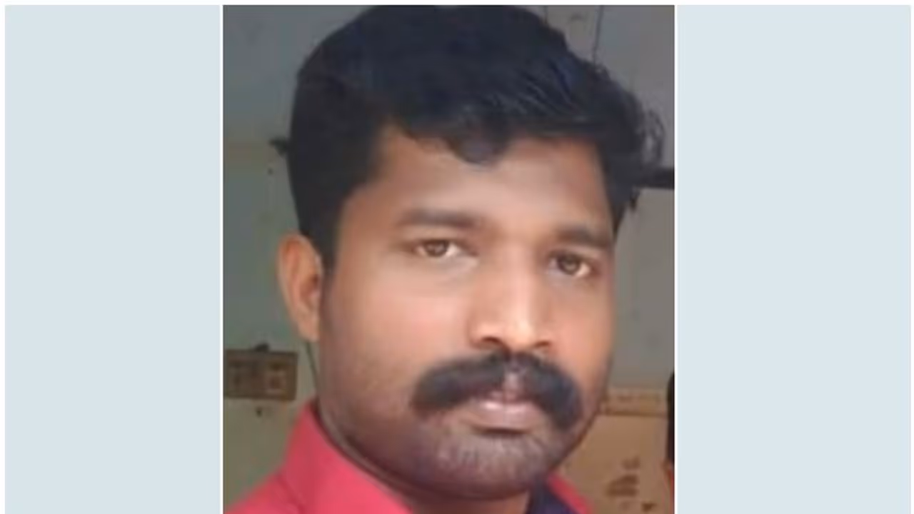 ഭാര്യയുമായി വഴക്ക്; റബർ ടാപ്പിംഗ് കത്തി ഉപയോഗിച്ച് സ്വയം കുത്തി ജീവനൊടുക്കി യുവാവ്