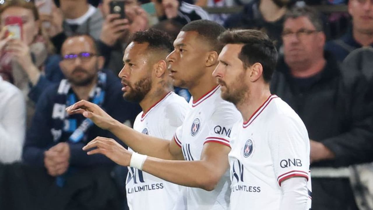 മെസി പി എസ് ജിയിലേക്ക് വന്നതോടെ എംബാപ്പെയ്ക്ക് കടുത്ത അസൂയായി, വെളിപ്പെടുത്തി നെയ്മര് മെസി പി എസ് ജിയിലേക്ക് വന്നതോടെ എംബാപ്പെയ്ക്ക് കടുത്ത അസൂയായി, വെളിപ്പെടുത്തി നെയ്മര്