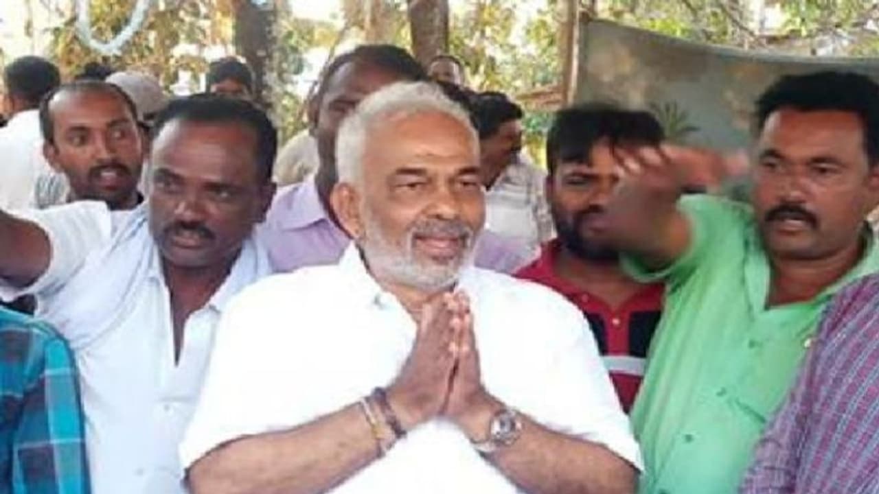 ಜೆಡಿಎಸ್ ಸೇರುವುದಾಗಿ ಅಧಿಕೃತ ಘೋಷಣೆ ಮಾಡಿಕೊಂಡ ಎ.ಮಂಜು: ಮಾ.16ರಂದು ಪಕ್ಷ ಸೇರ್ಪಡೆ ಜೆಡಿಎಸ್ ಸೇರುವುದಾಗಿ ಅಧಿಕೃತ ಘೋಷಣೆ ಮಾಡಿಕೊಂಡ ಎ.ಮಂಜು: ಮಾ.16ರಂದು ಪಕ್ಷ ಸೇರ್ಪಡೆ